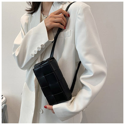 Mila Crossbody